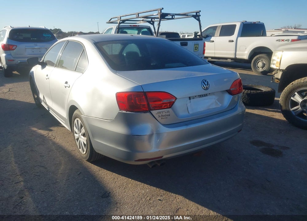 2014 VOLKSWAGEN JETTA 2.0L S VIN: 3VW2K7AJ1EM219053