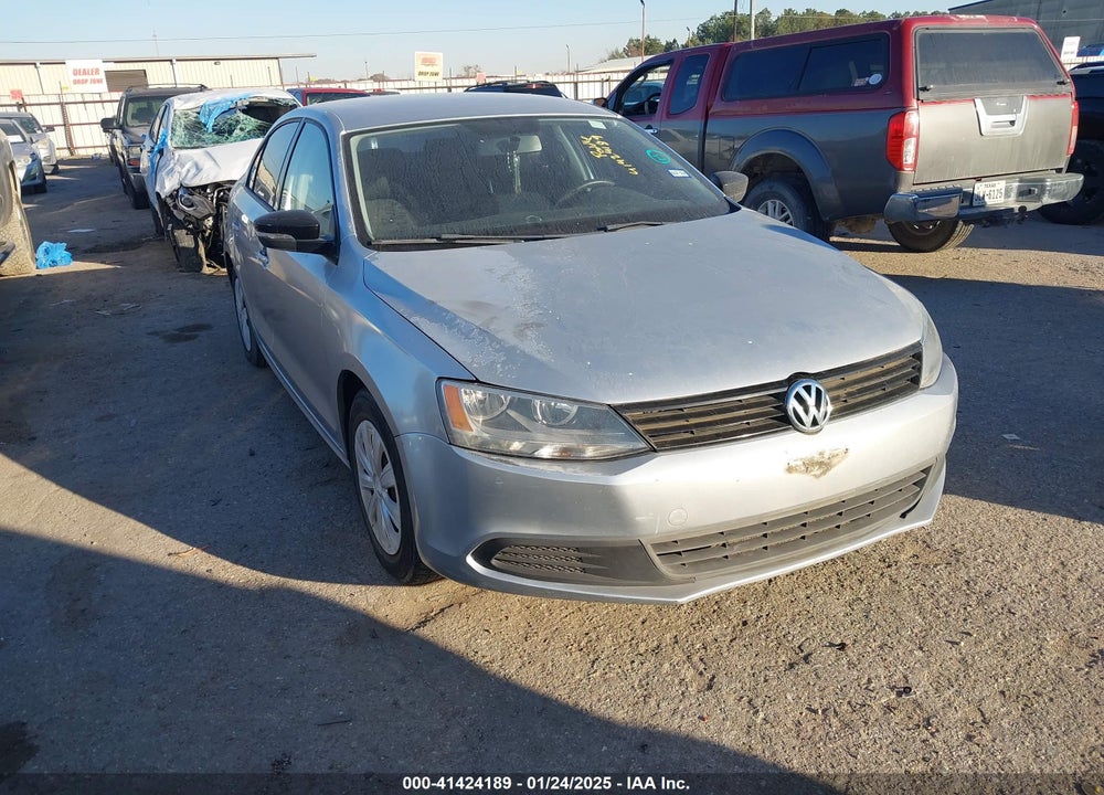 2014 VOLKSWAGEN JETTA 2.0L S VIN: 3VW2K7AJ1EM219053