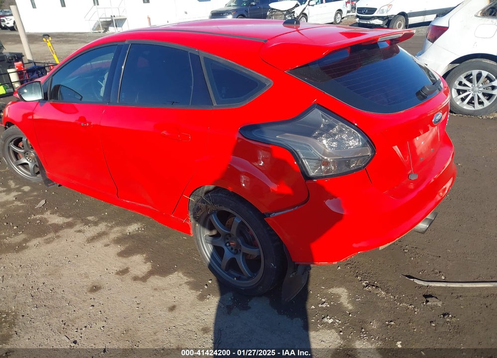 2013 FORD FOCUS ST VIN: 1FADP3L94DL235536
