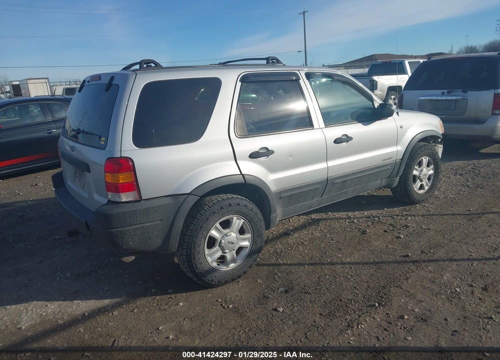2002 FORD ESCAPE XLT VIN: 1FMYU04192KA08840