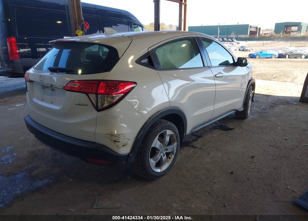2022 HONDA HR-V VIN: 3CZRU6H31NM776195