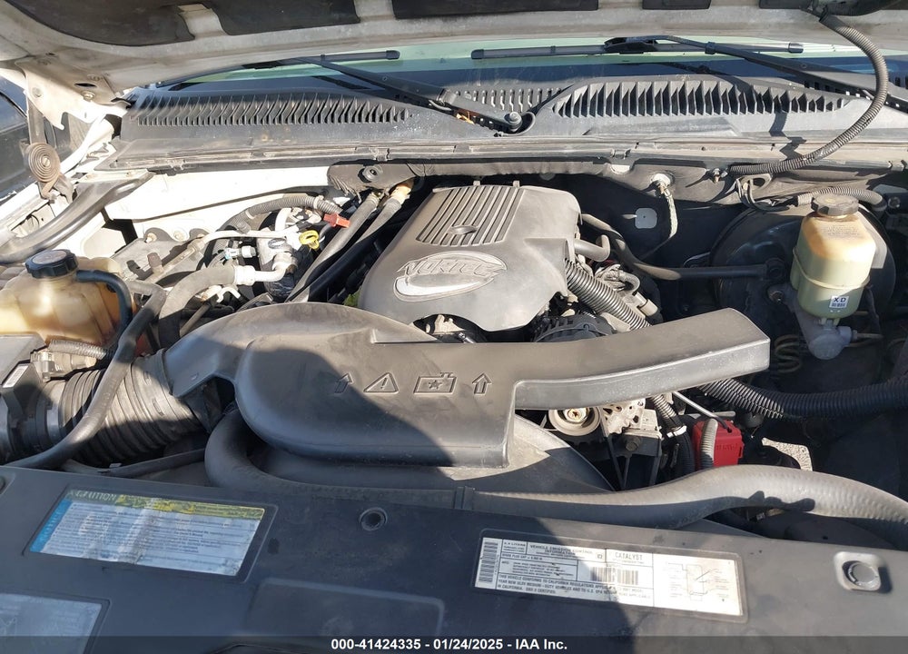 2001 CHEVROLET SUBURBAN 1500 LT VIN: 3GNEC16T31G213677