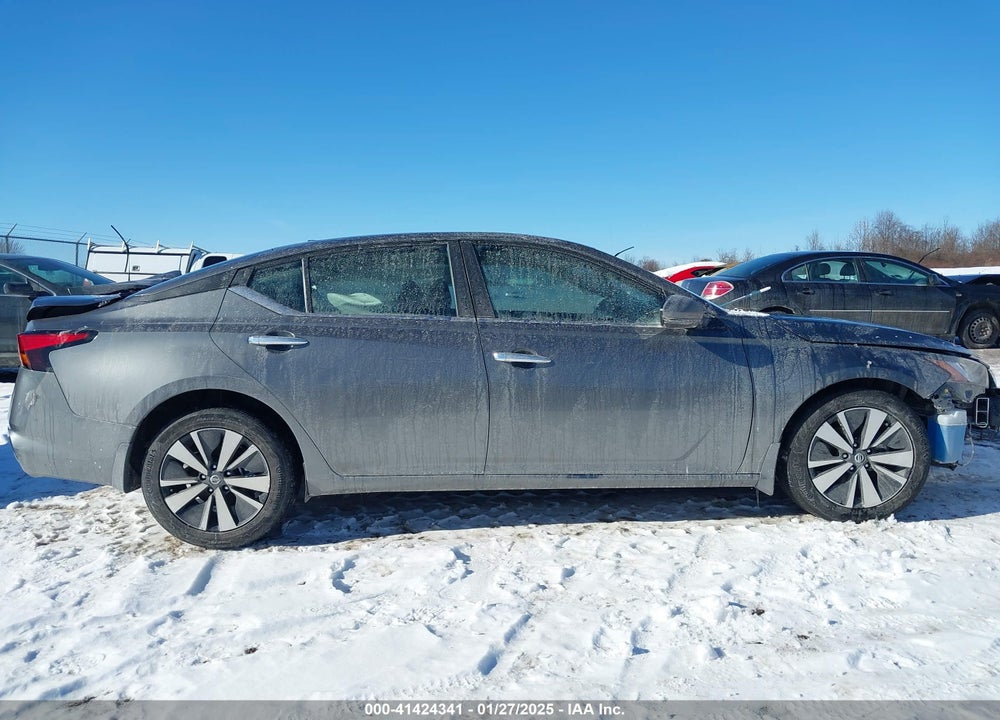 2022 NISSAN ALTIMA SV INTELLIGENT AWD VIN: 1N4BL4DW5NN384590