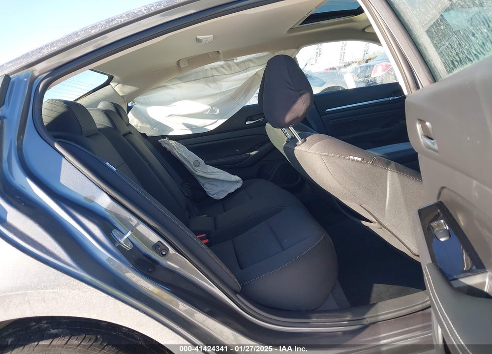 2022 NISSAN ALTIMA SV INTELLIGENT AWD VIN: 1N4BL4DW5NN384590