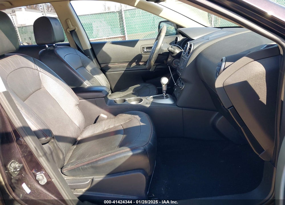 2013 NISSAN ROGUE SV W/SL PKG VIN: JN8AS5MV2DW135022