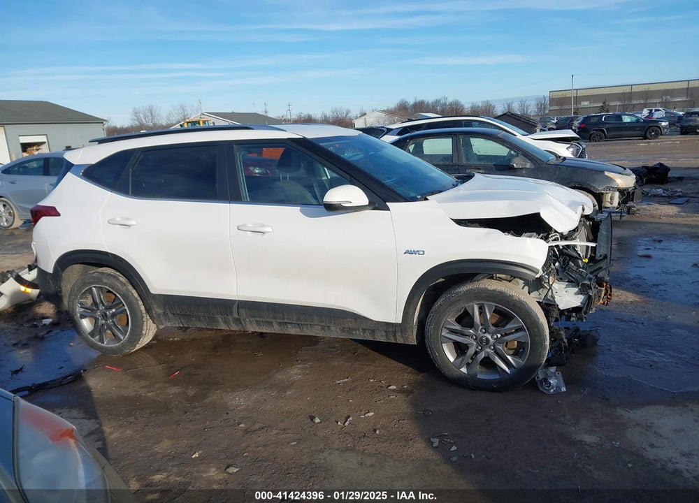 2021 KIA SELTOS S VIN: KNDEUCAAXM7225123
