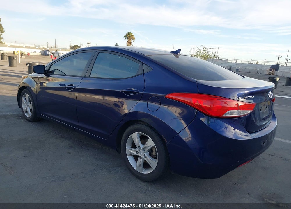 2013 HYUNDAI ELANTRA GLS VIN: 5NPDH4AE2DH442153
