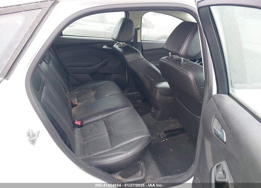 2014 FORD FOCUS VIN: 1FADP3K21EL192733