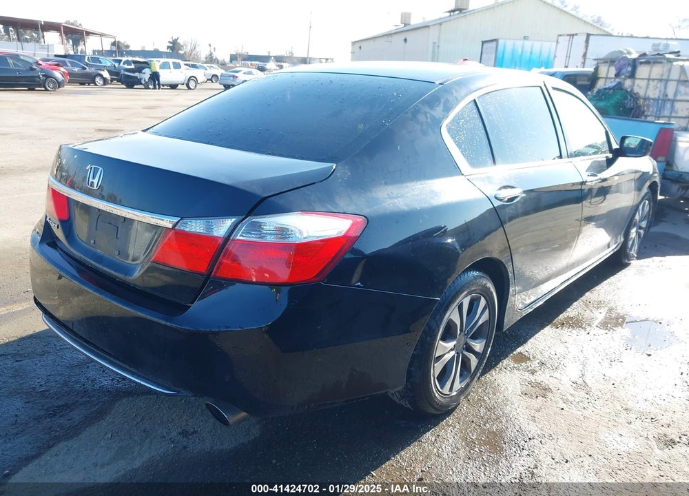 2015 HONDA ACCORD VIN: 1HGCR2F34FA192933