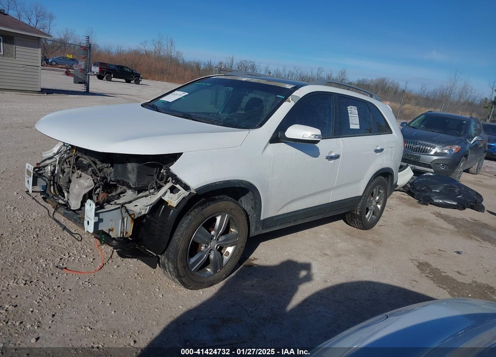 2013 KIA SORENTO VIN: 5XYKU4A24DG395420