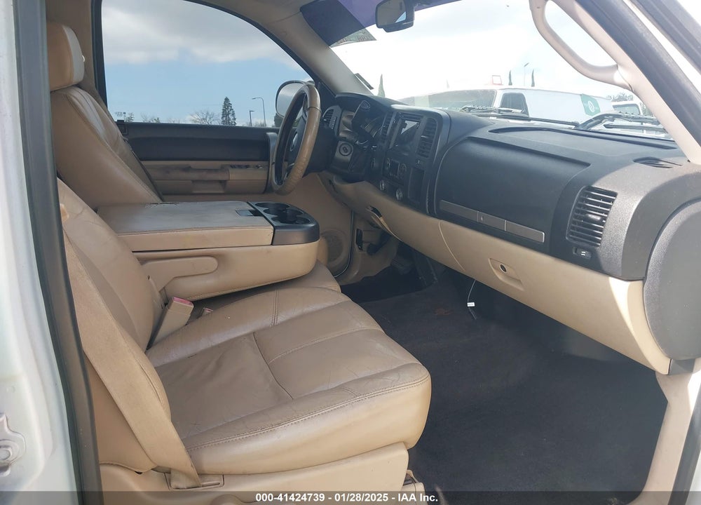 2007 CHEVROLET SILVERADO 2500HD VIN: 1GCHK23697F537806