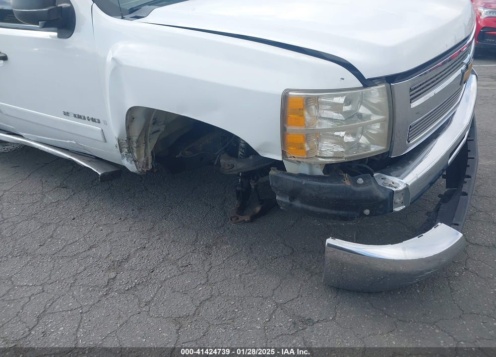 2007 CHEVROLET SILVERADO 2500HD VIN: 1GCHK23697F537806