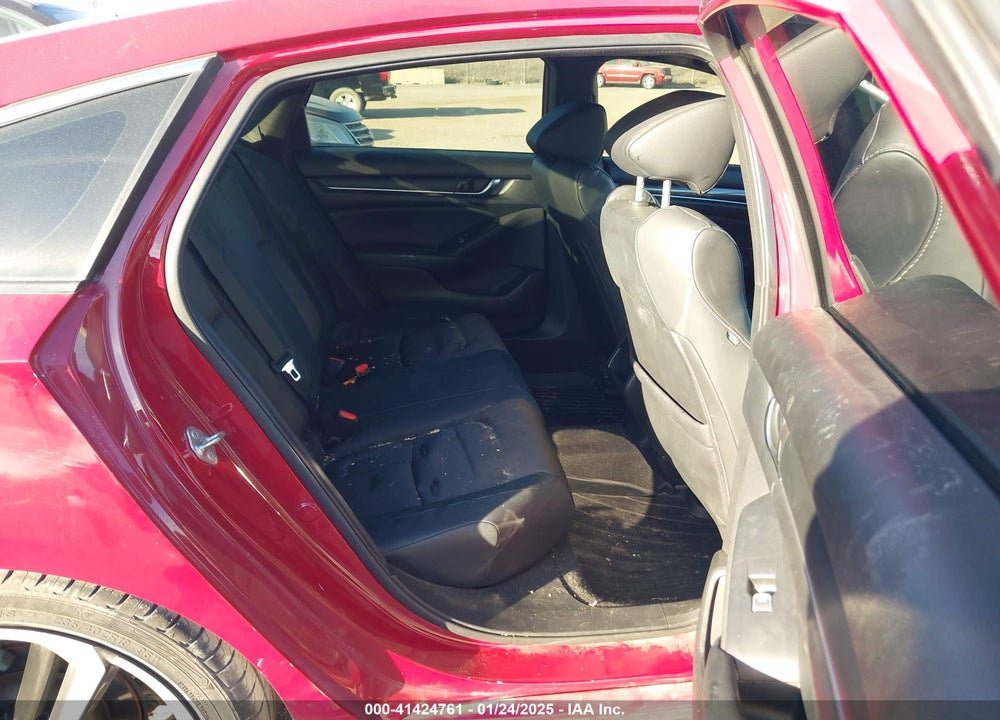 2018 HONDA ACCORD VIN: 1HGCV1F38JA212275