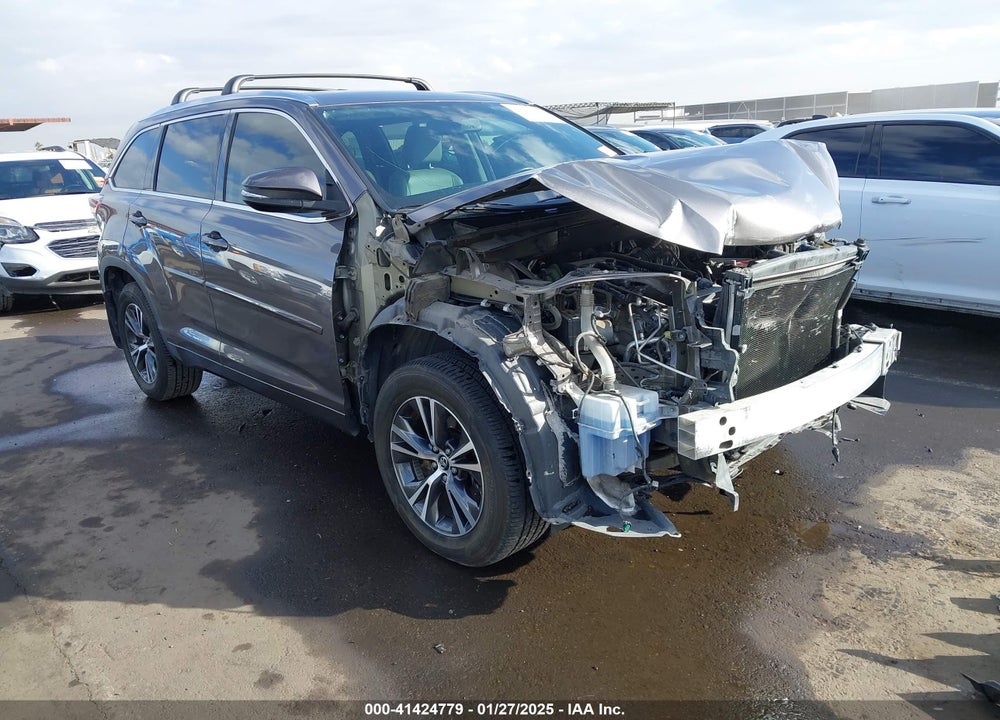 2016 TOYOTA HIGHLANDER XLE V6 VIN: 5TDJKRFH4GS507023