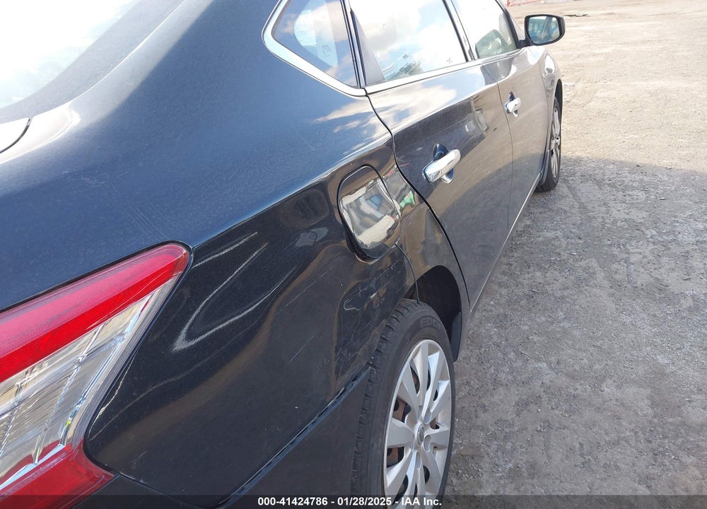2015 NISSAN SENTRA VIN: 3N1AB7AP5FY340183