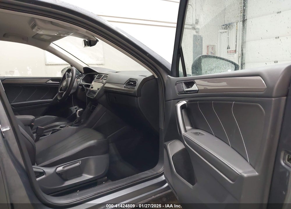 2024 VOLKSWAGEN TIGUAN 2.0T SE/2.0T WOLFSBURG EDITION VIN: 3VV2B7AX1RM108520