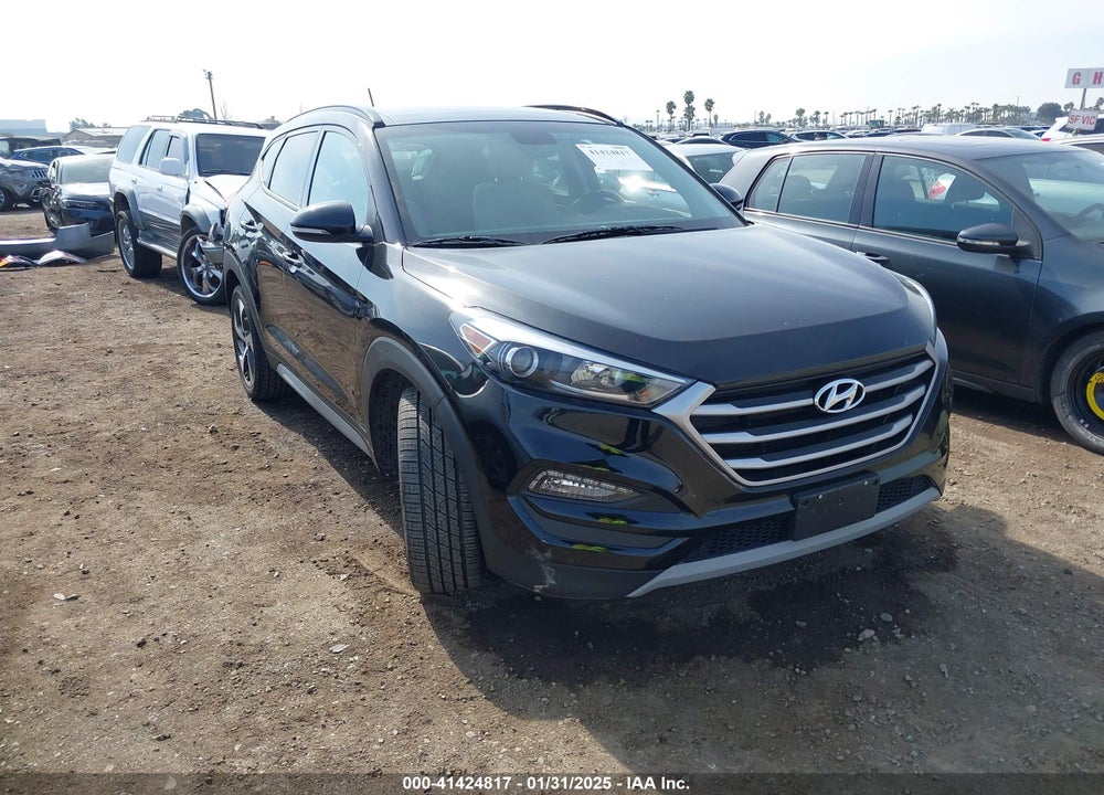 2017 HYUNDAI TUCSON VALUE VIN: KM8J33A21HU582557