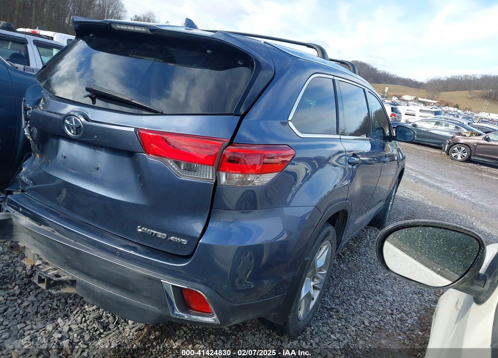 2019 TOYOTA HIGHLANDER LIMITED VIN: 5TDDZRFH3KS919967