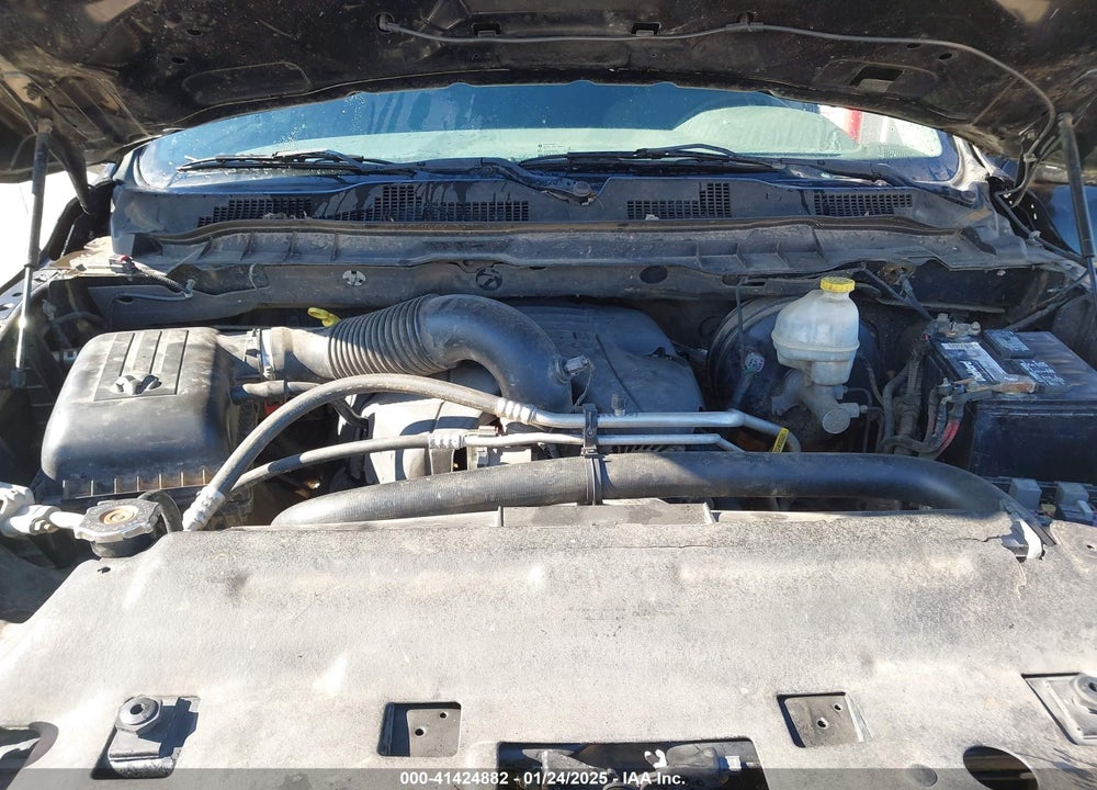 2013 RAM 1500 VIN: 1C6RR6KT8DS656536