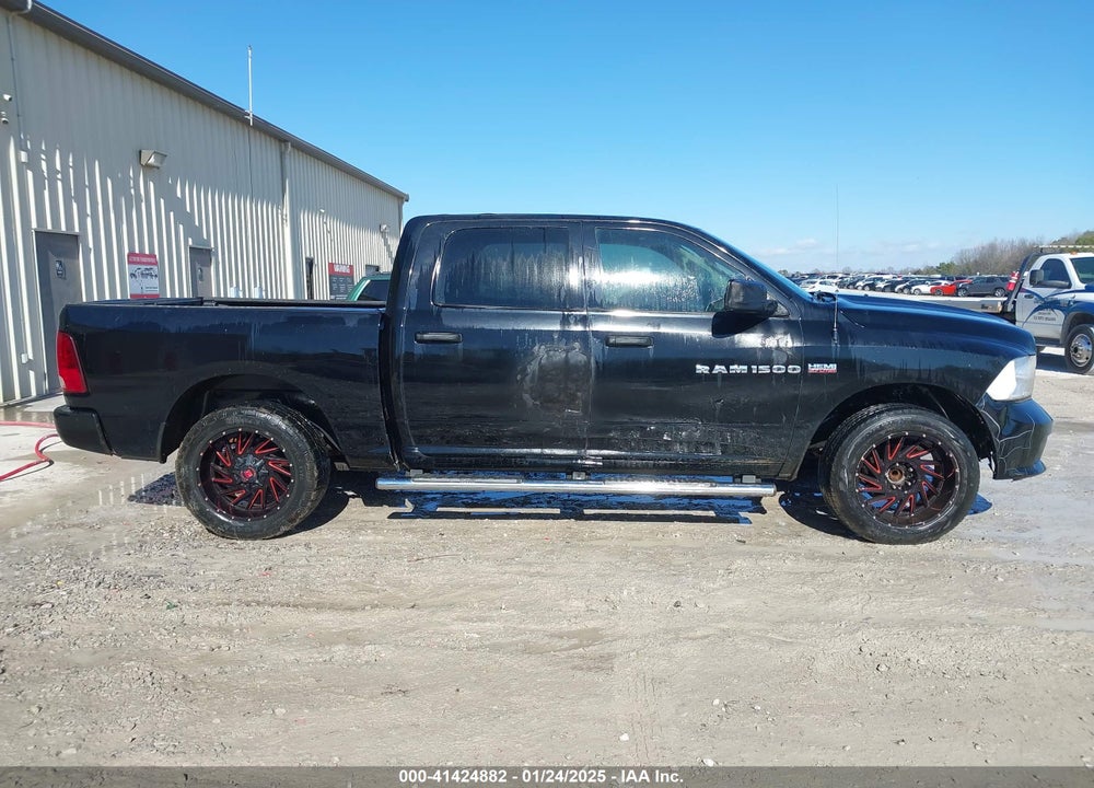 2013 RAM 1500 VIN: 1C6RR6KT8DS656536