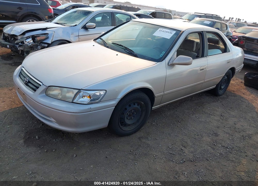 2001 TOYOTA CAMRY CE VIN: 4T1BG22K81U043280