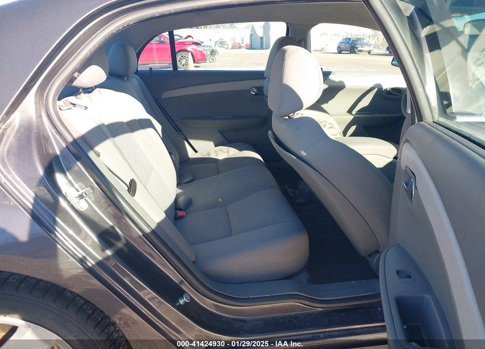 2010 CHEVROLET MALIBU VIN: 1G1ZB5EB1AF266160