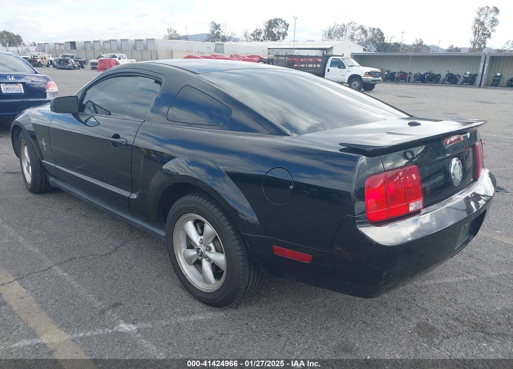 2007 FORD MUSTANG VIN: 1ZVFT80N375247373