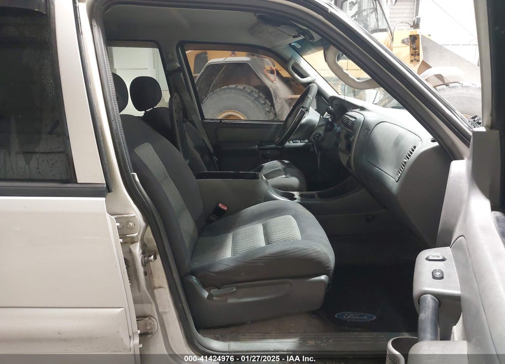2004 FORD EXPLORER SPORT TRAC ADRENALIN/XLS/XLT VIN: 1FMZU77KX4UB09846