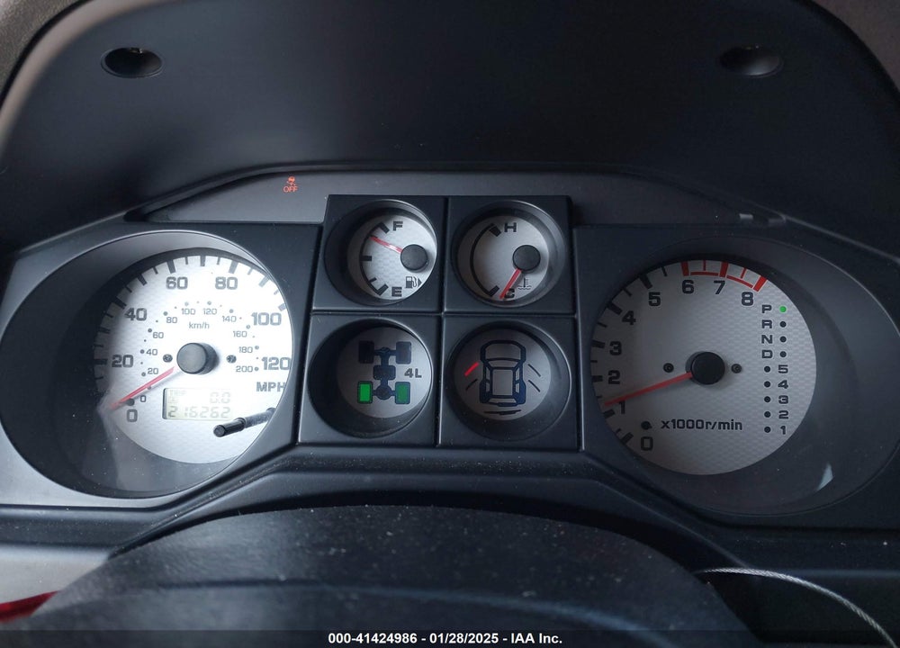 2004 MITSUBISHI MONTERO XLS VIN: JA4MW51S44J009470