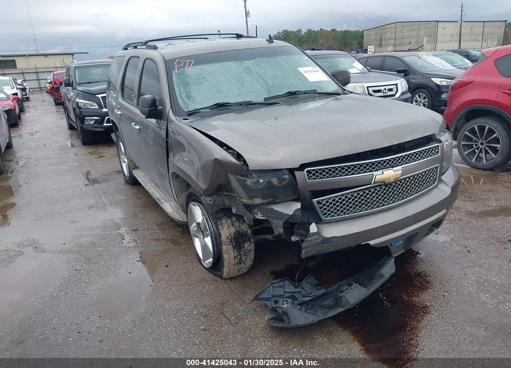 2011 CHEVROLET TAHOE LS VIN: 1GNSCAE07BR317293