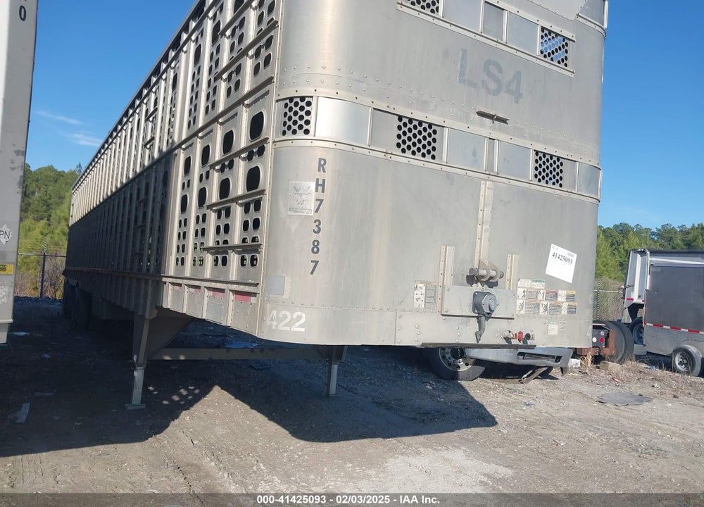 2008 WILSON TRAILER CO LIVESTOCK TRAILER VIN: 1W1RJF2K58D536331