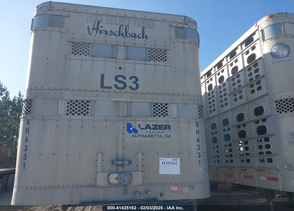 2009 WILSON TRAILER CO LIVESTOCK TRAILER VIN: 1W1RJF2K29D537387