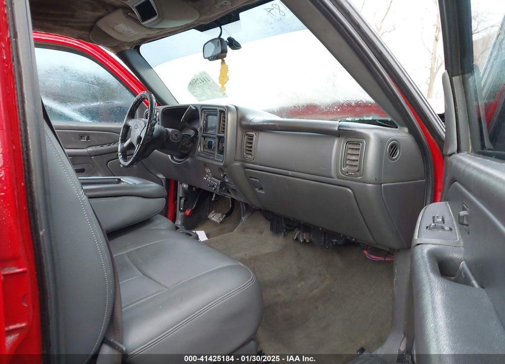 2005 CHEVROLET SILVERADO 2500HD LS VIN: 1GCHK23U45F813790