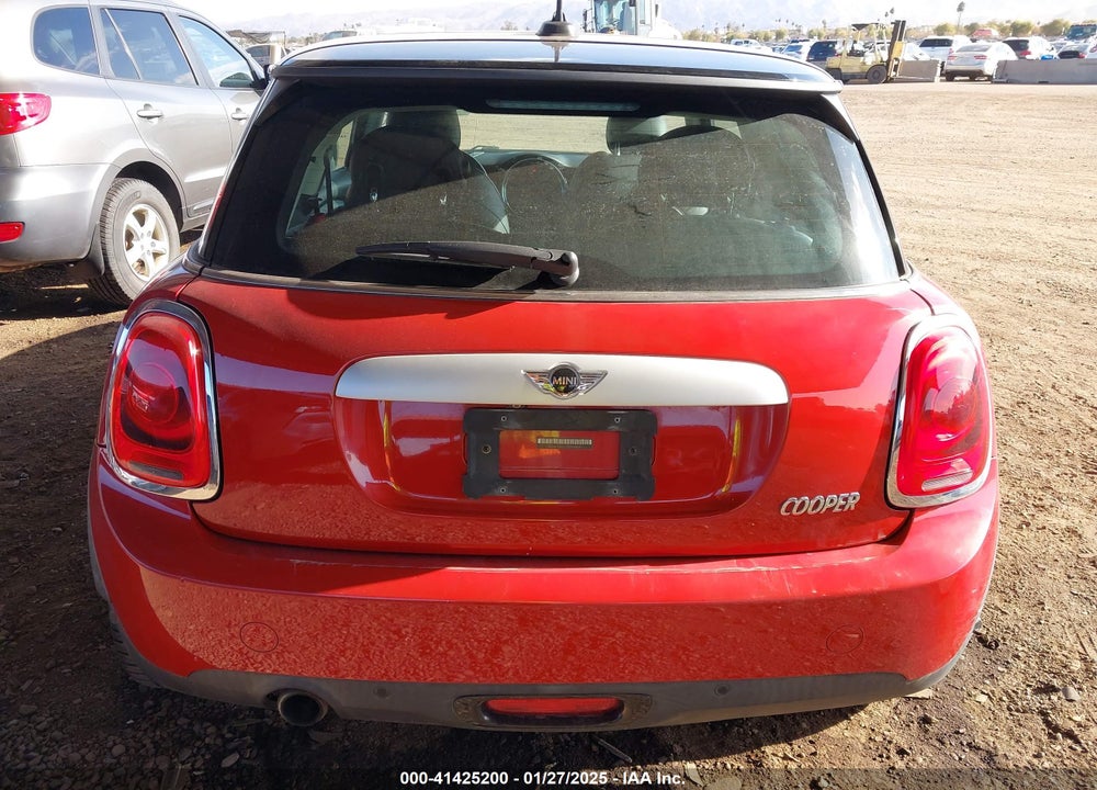 2015 MINI HARDTOP VIN: WMWXM5C53FT938618