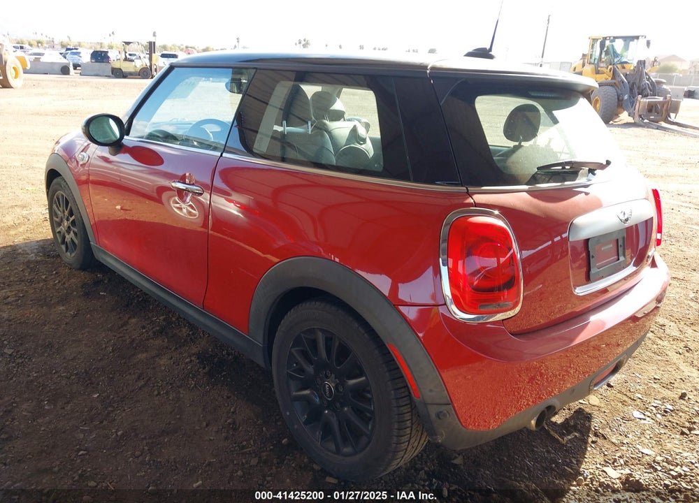 2015 MINI HARDTOP VIN: WMWXM5C53FT938618