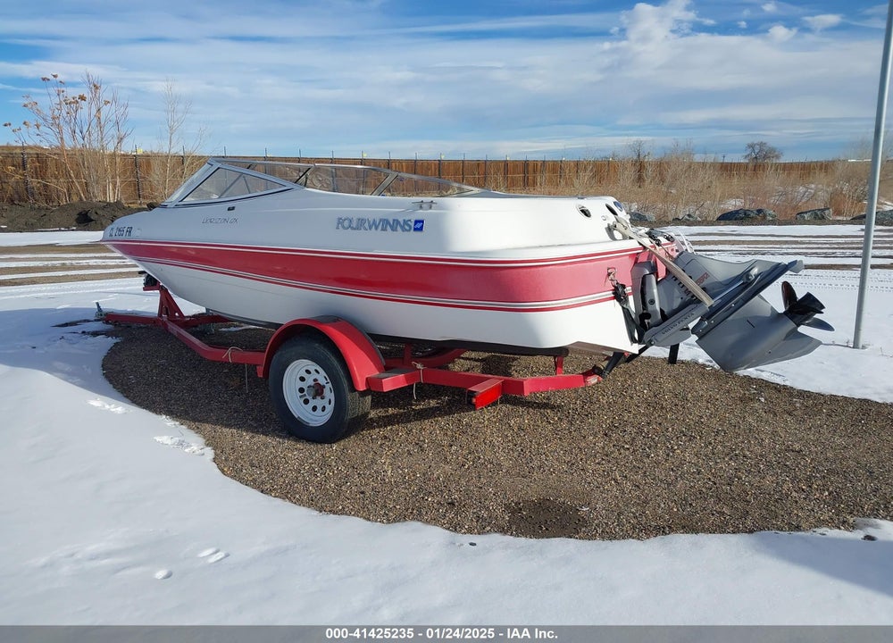1997 FOUR WINNS --- VIN: 42KB8KP15V2000328