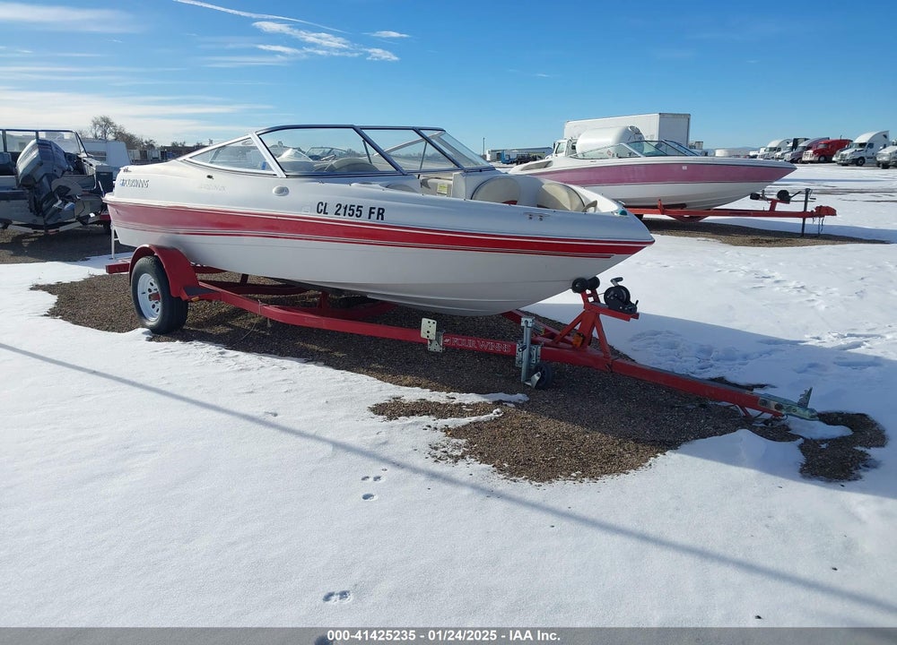 1997 FOUR WINNS --- VIN: 42KB8KP15V2000328