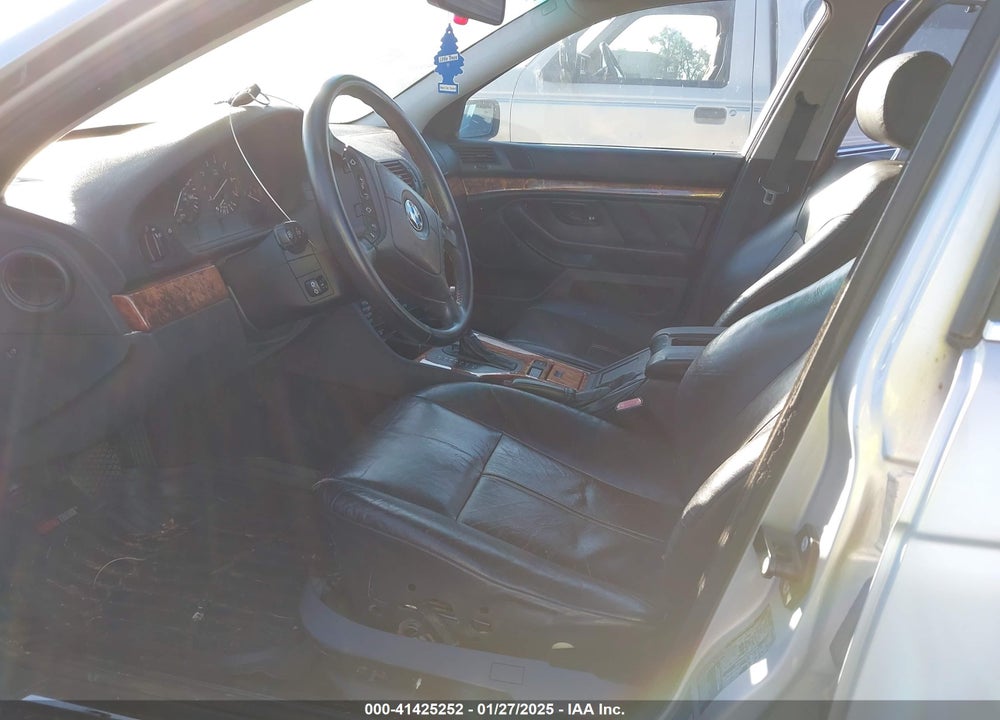 2000 BMW 528IA VIN: WBADM6347YGU05022