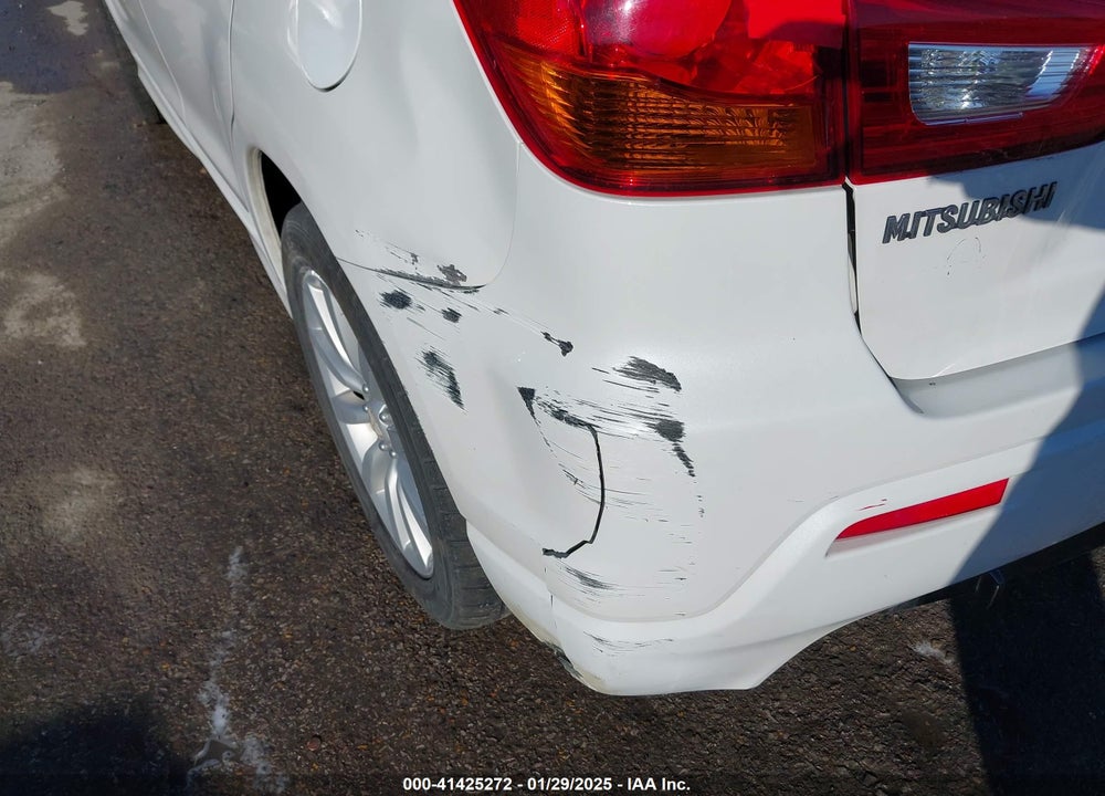 2011 MITSUBISHI OUTLANDER SPORT VIN: JA4AR4AU4BZ024801