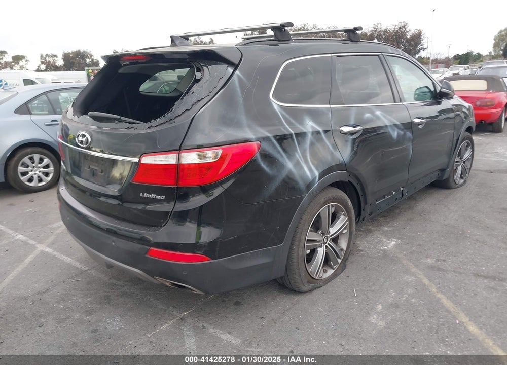 2014 HYUNDAI SANTA FE VIN: KM8SR4HF6EU053814