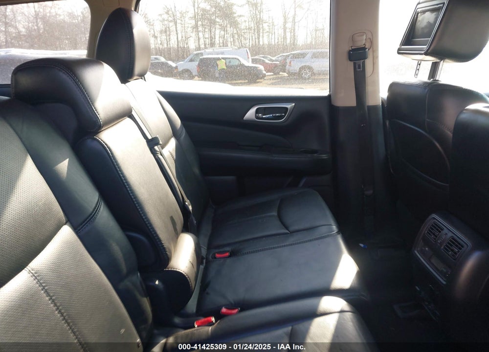 2014 NISSAN PATHFINDER PLATINUM VIN: 5N1AR2MM0EC660379
