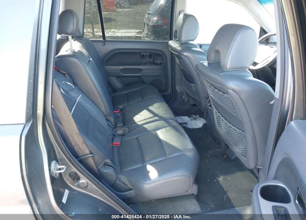 2008 HONDA PILOT EX-L VIN: 5FNYF28518B006058