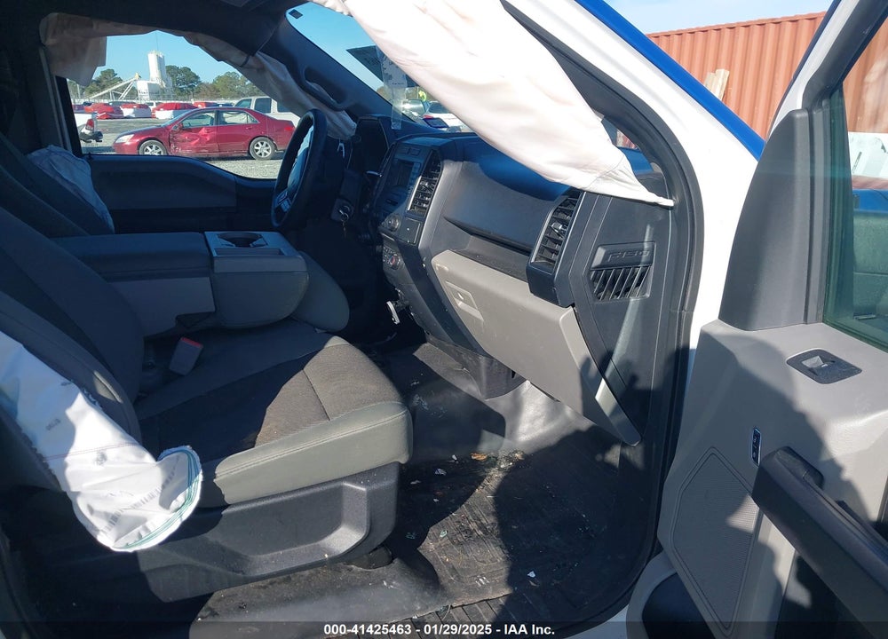 2017 FORD F-150 VIN: 1FTMF1CP8HFA95169