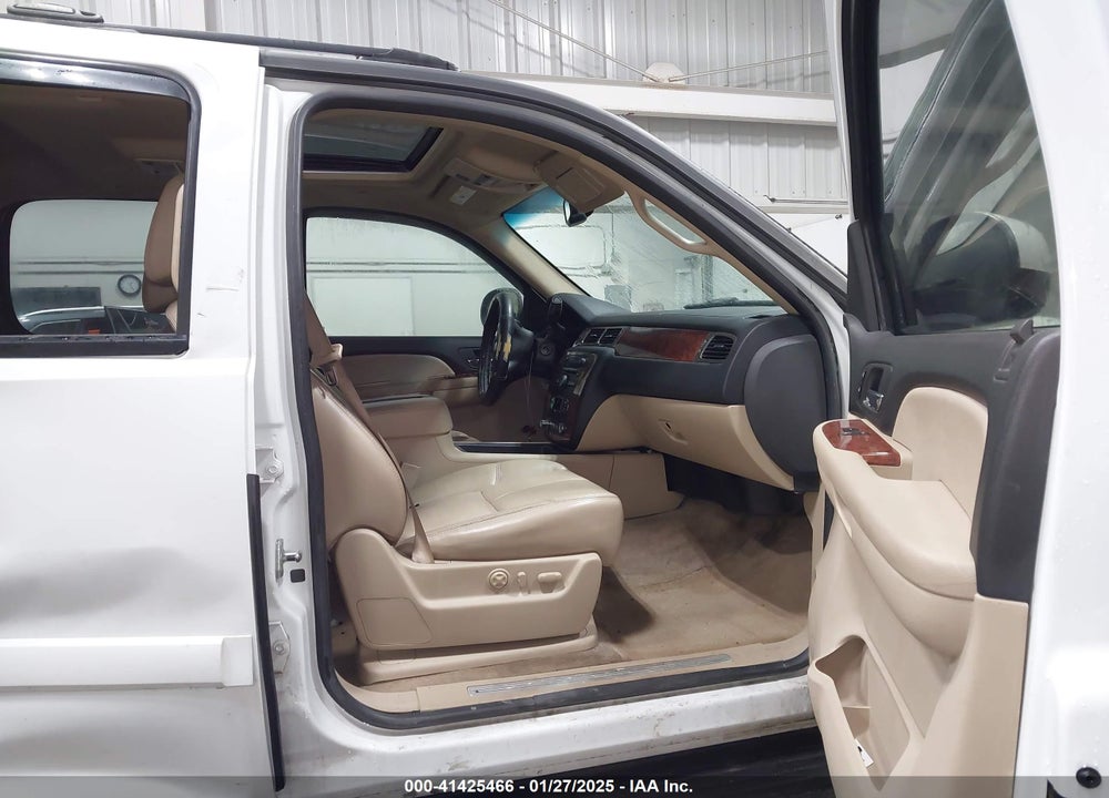 2007 CHEVROLET AVALANCHE 1500 LTZ VIN: 3GNFK12397G142717