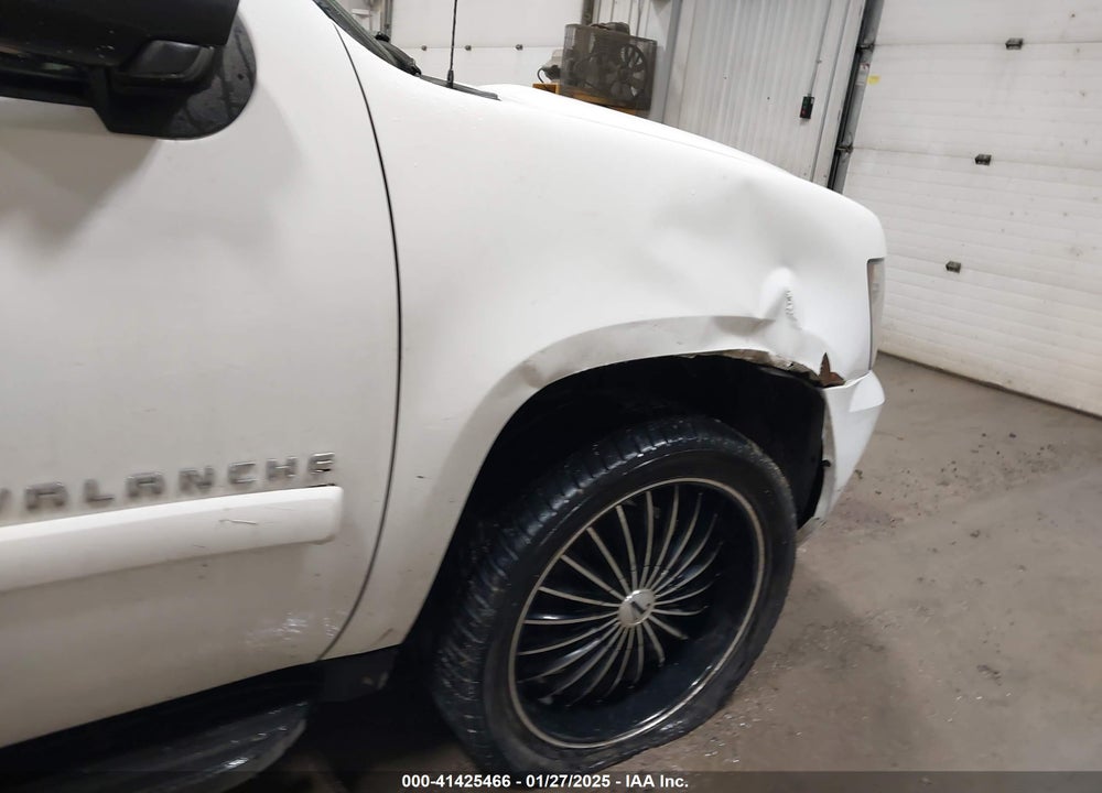 2007 CHEVROLET AVALANCHE 1500 LTZ VIN: 3GNFK12397G142717