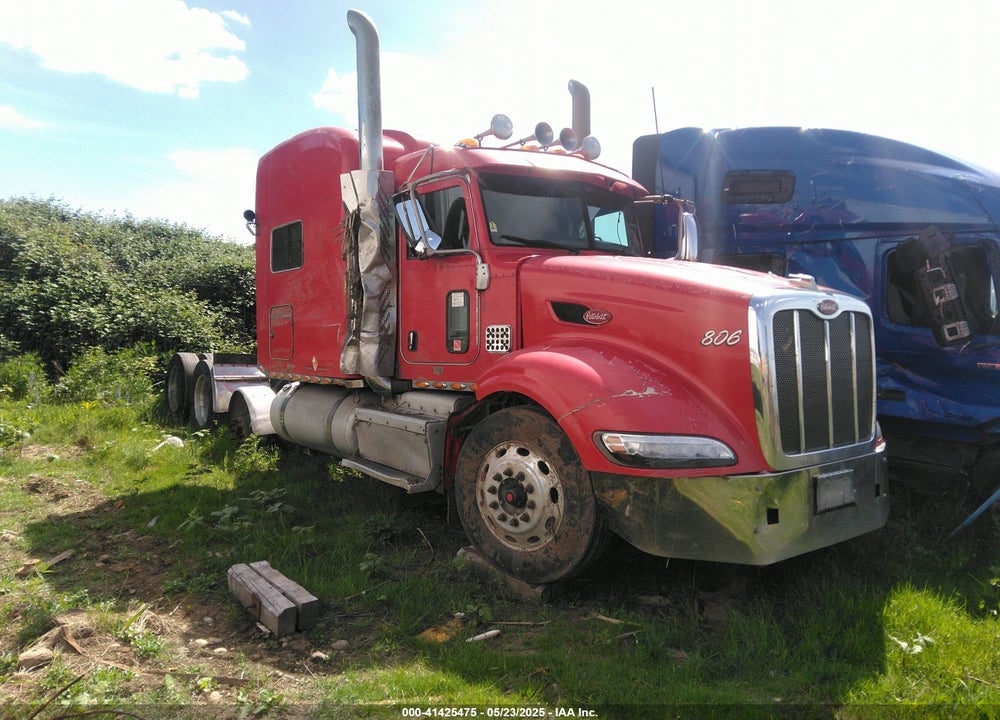 2013 PETERBILT 386 VIN: 1XPHD49X2DD163938