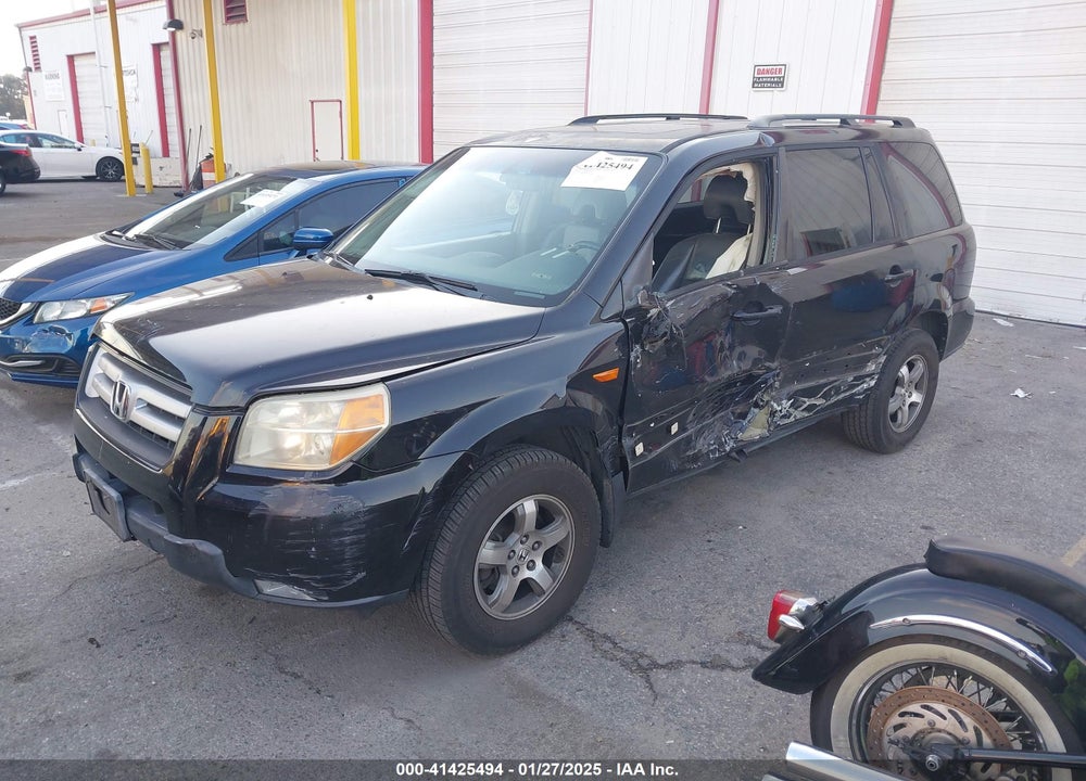 2006 HONDA PILOT EX-L VIN: 5FNYF28616B029670