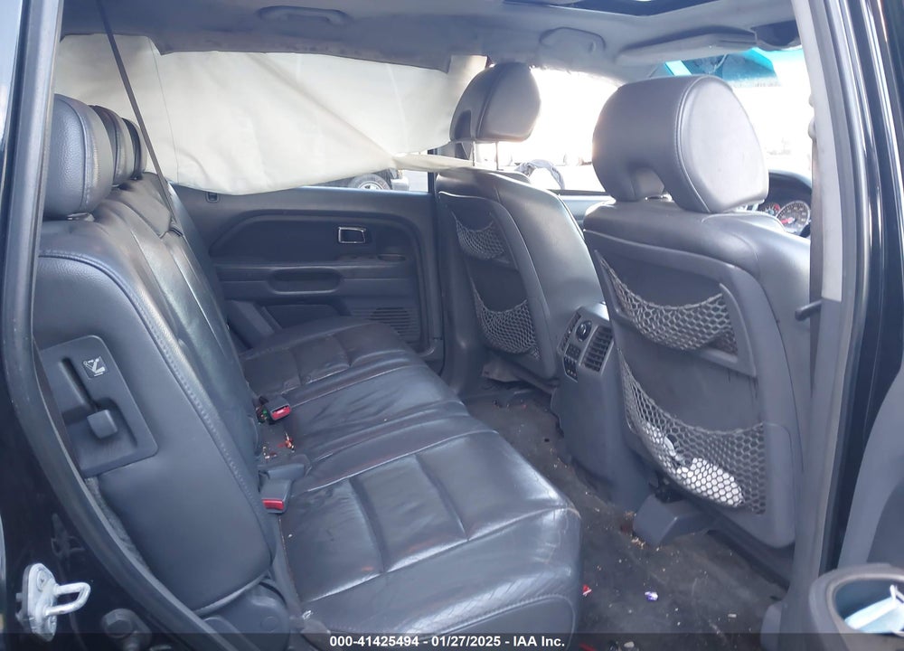 2006 HONDA PILOT EX-L VIN: 5FNYF28616B029670