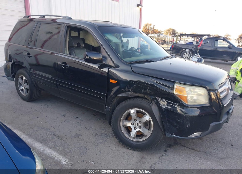 2006 HONDA PILOT EX-L VIN: 5FNYF28616B029670