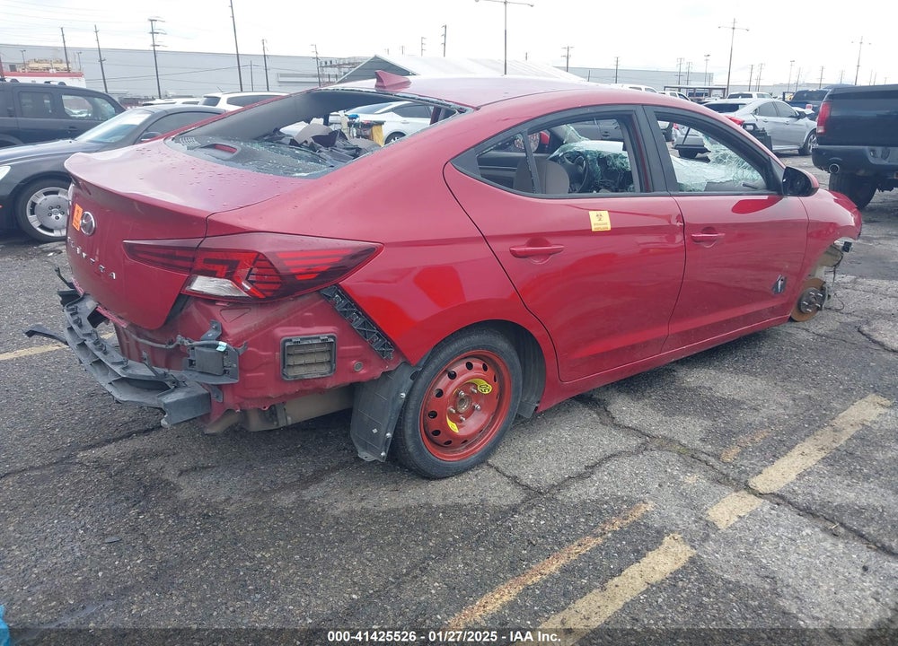 2019 HYUNDAI ELANTRA VIN: KMHD84LF0KU737157